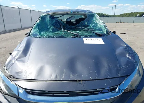 2017 Honda Civic Lx z USA, uszkodzony, nr VIN 19XFC2F54HE053710